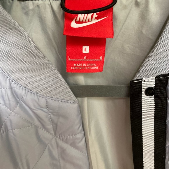 Nike quilted bomber jacket - Picture 2 of 8